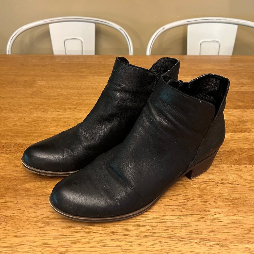 Lucky Brand Women's Basel Ankle Bootie Size 9